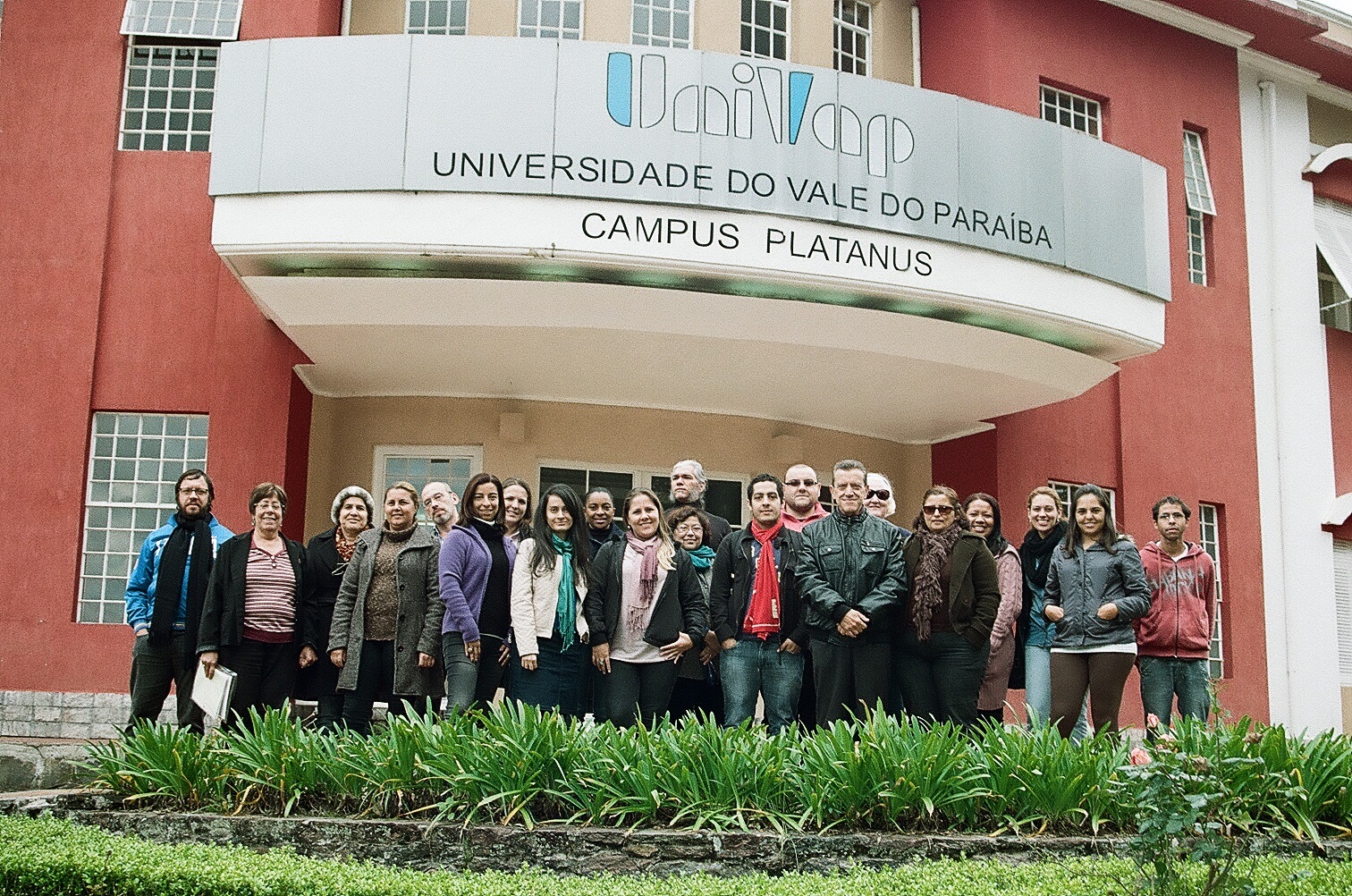 ARQ-SP: Nos dias 15 e 16 de junho, parte da equipe do Arquivo participou de curso ministrado pela professora Viviane Tessitore, em Campos do Jordão. Ele foi promovido pela ARQ-SP e maiores informações podem ser obtidas no site: www.arqsp.org.br 