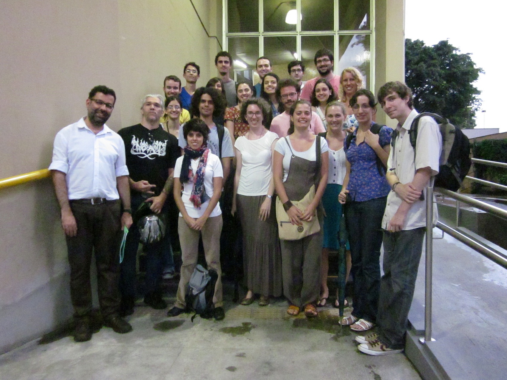 QUANDO A HISTÓRIA FAZ NOTÍCIA: No dia 22 de fevereiro, a equipe do Arquivo visitou o Acervo Estadão. Recebidos pelo jornalista e documentalista Edmundo Leite, todos puderam conhecer os bastidores da redação de um grande meio de comunicação.